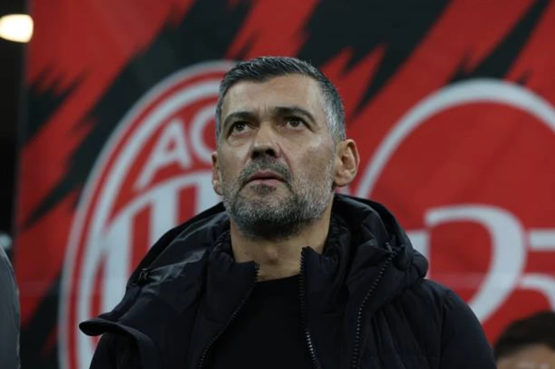 تقارير: منصب كونسيساو مع اتحاد جدة أصبح في خطر